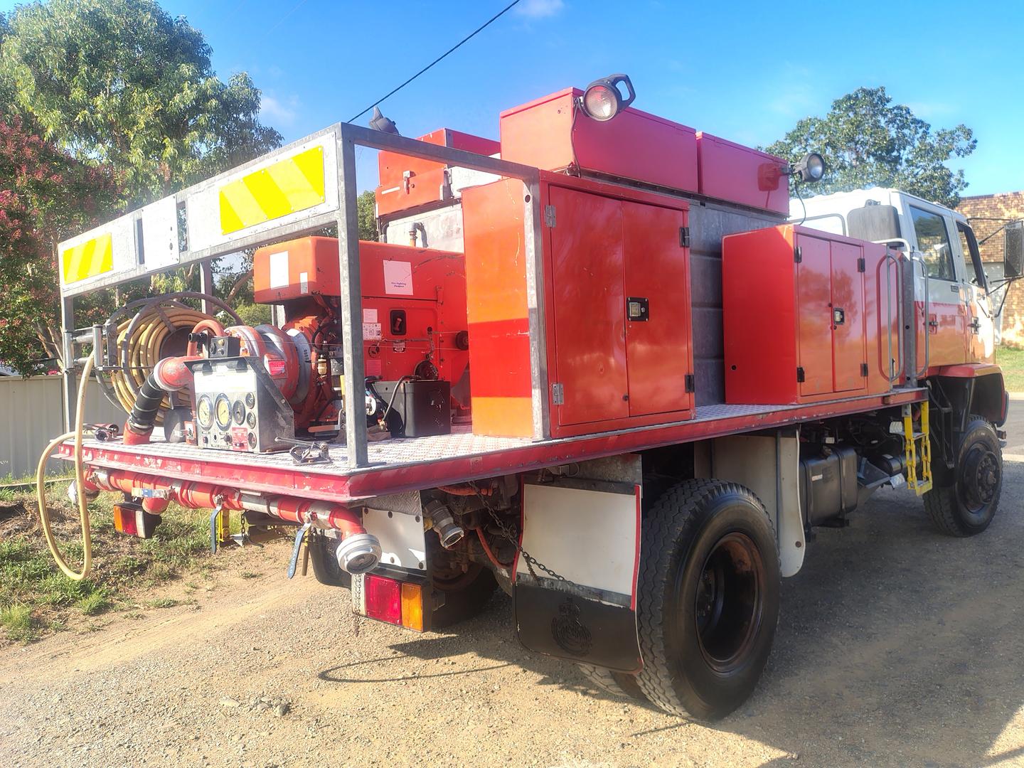 1995 ISUZU FTS 700 FIRE TRUCK