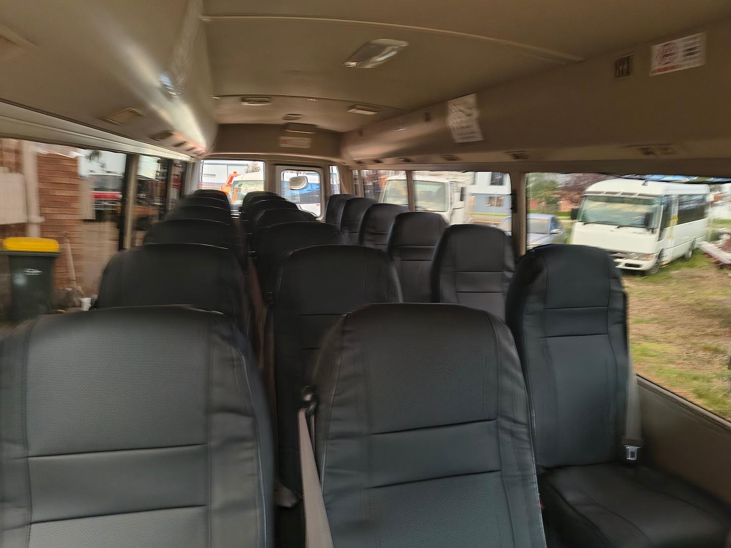 2014 MITSUBISHI FUSO ROSA BE64D DELUXE 6 SP MANUAL BUS