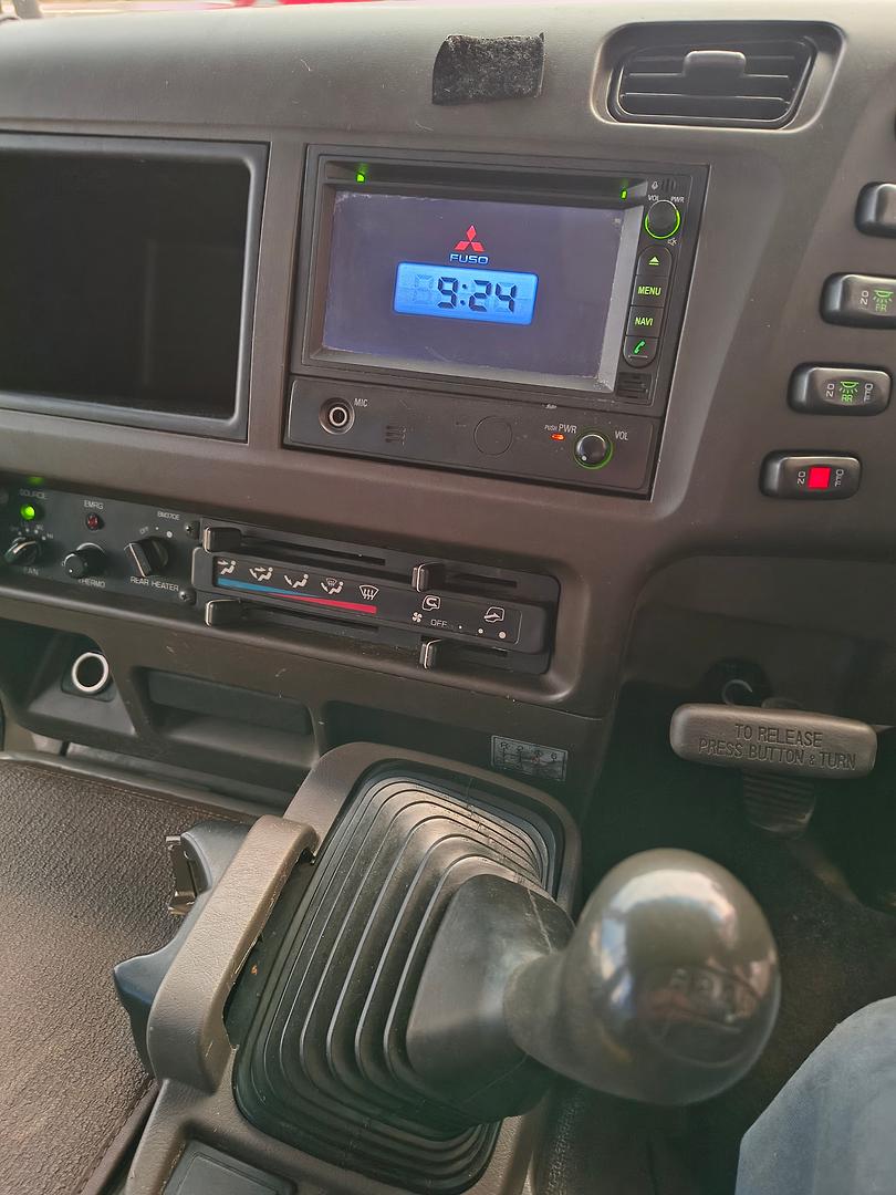 2014 MITSUBISHI FUSO ROSA BE64D DELUXE 6 SP MANUAL BUS