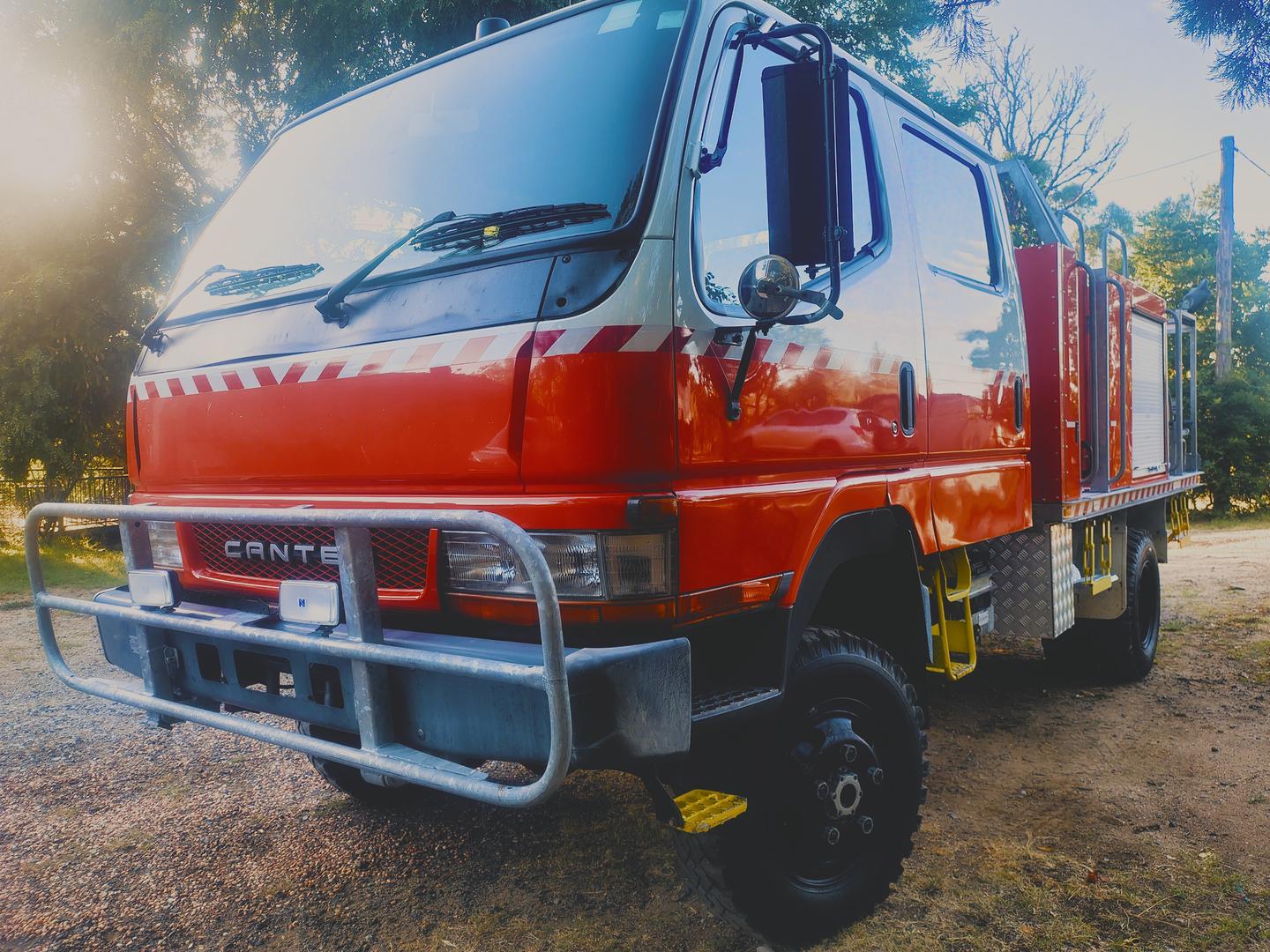 2003 MITSUBISHI CANTER FG FG649 4x4 MWB 5 SP MANUAL CREW C/CHAS