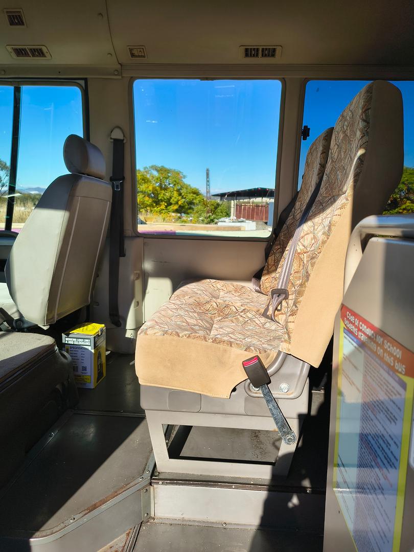 2004 MITSUBISHI ROSA BE 649 BASE 6 SP MANUAL BUS