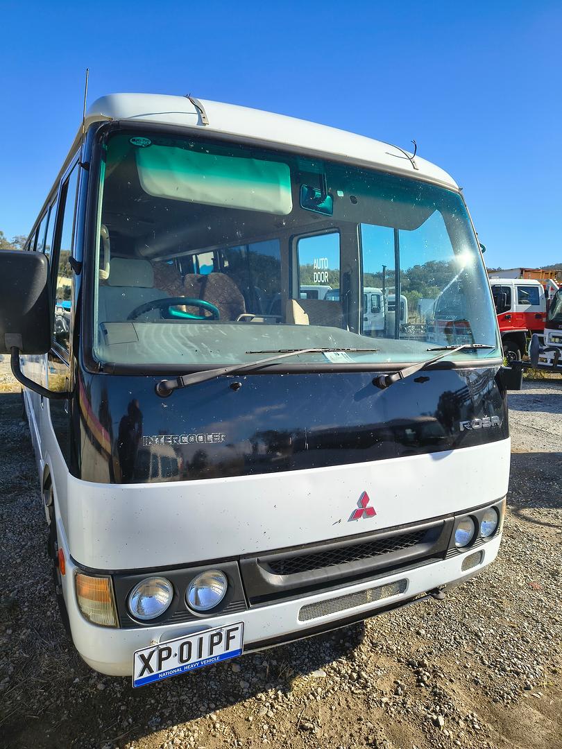 2004 MITSUBISHI ROSA BE 649 BASE 6 SP MANUAL BUS