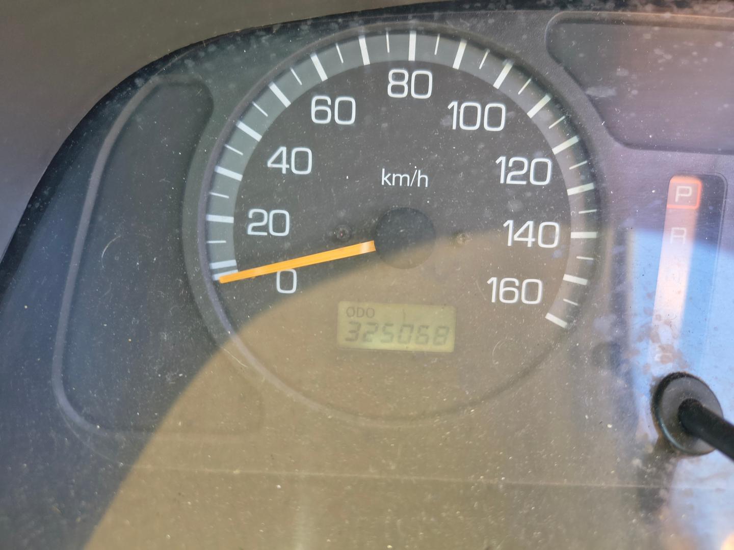 2004 MITSUBISHI ROSA BE 649 BASE 6 SP MANUAL BUS