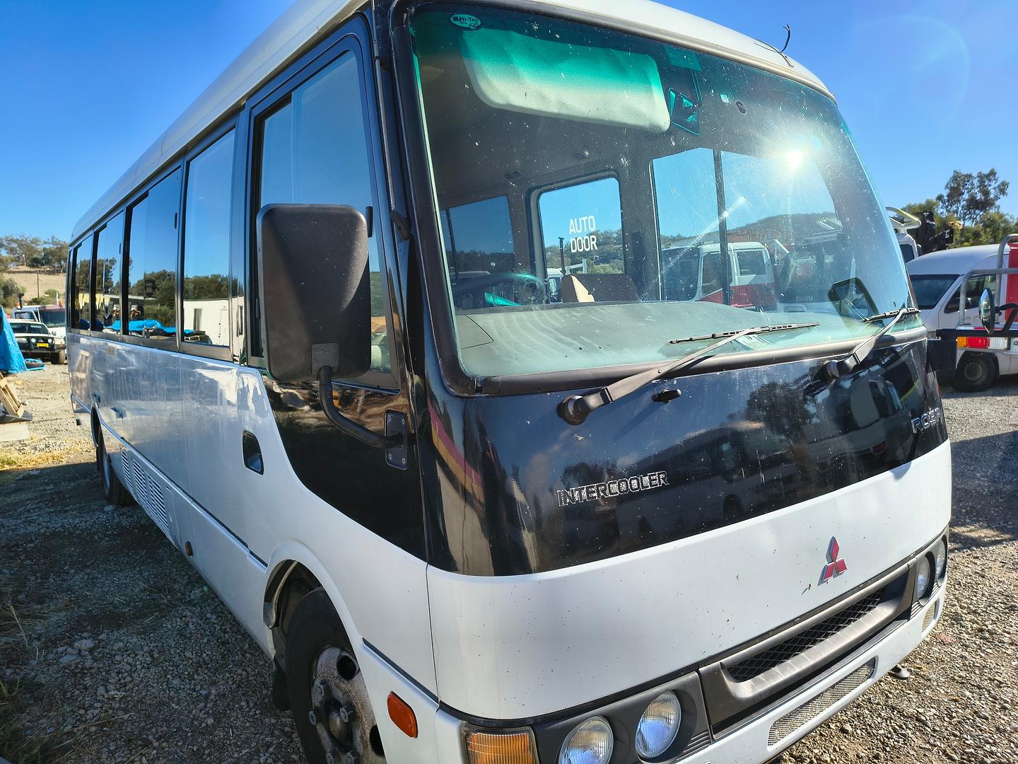2004 MITSUBISHI ROSA BE 649 BASE 6 SP MANUAL BUS