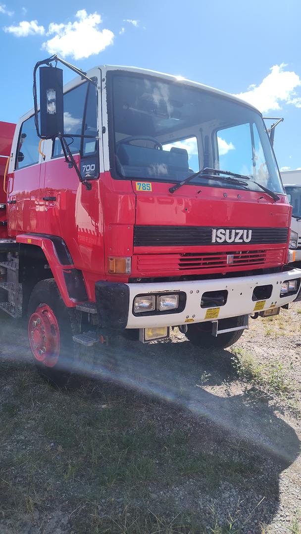 1994 ISUZU FTS 700 (4x4) 6 SP MANUAL C/CHAS