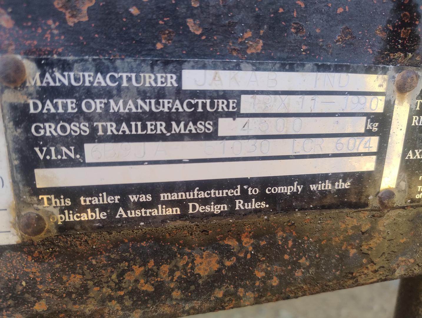 1990 JAKAB SITE WORK VAN VAN