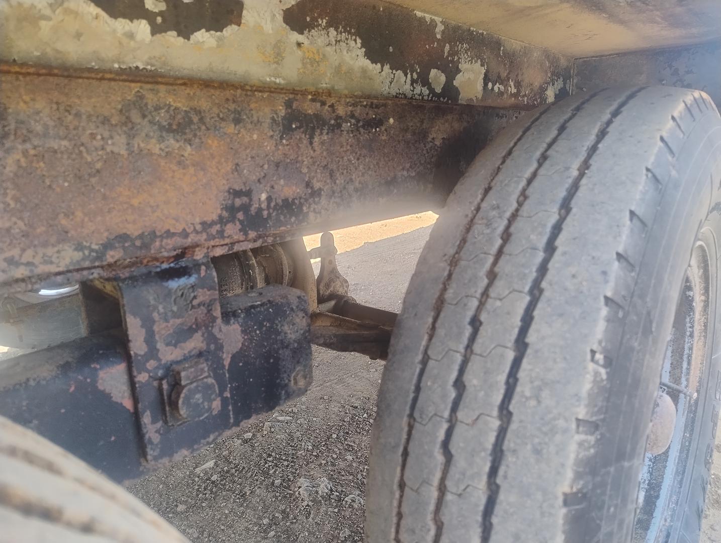 1990 JAKAB SITE WORK VAN VAN