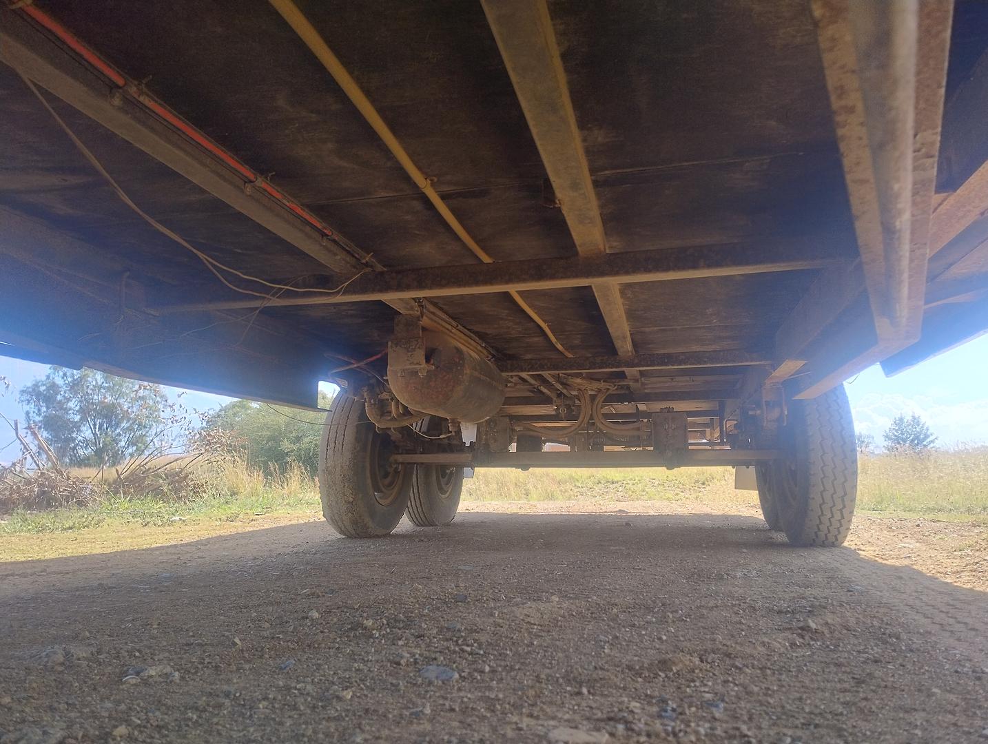 1990 JAKAB SITE WORK VAN VAN
