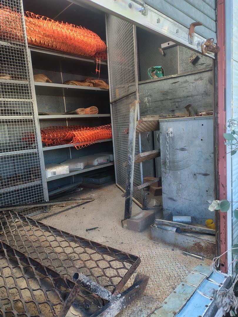 1990 JAKAB SITE WORK VAN VAN