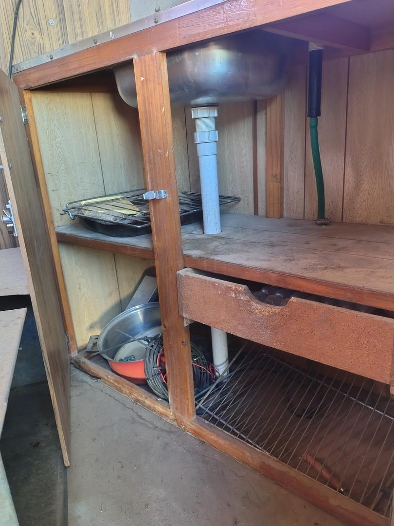 1990 JAKAB SITE WORK VAN VAN
