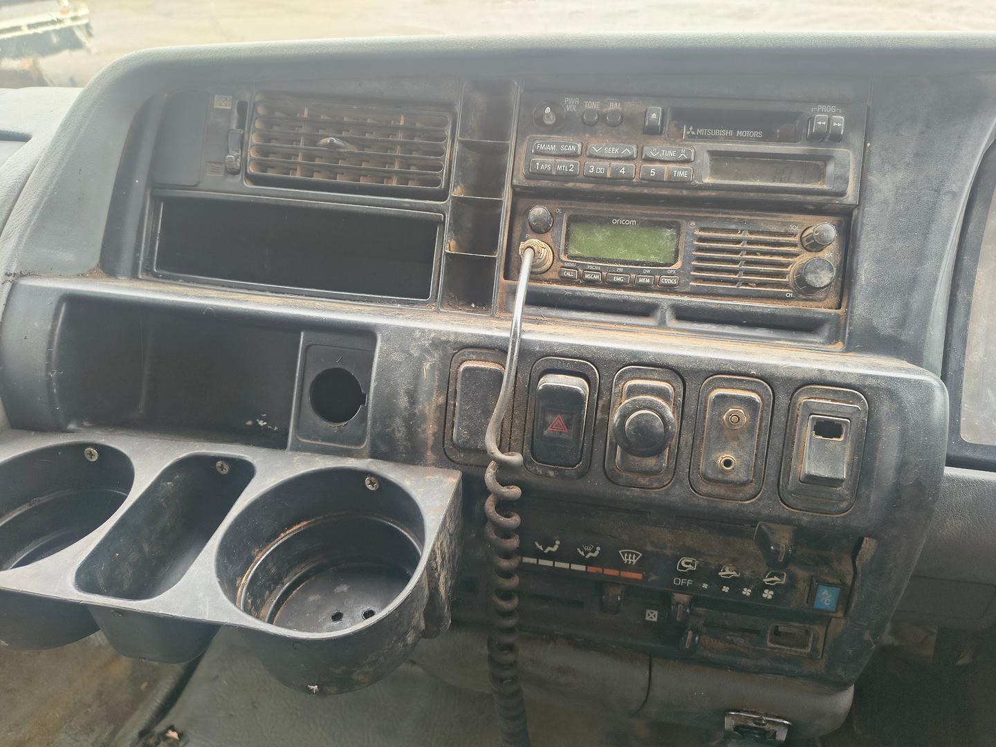 1999 MITSUBISHI FIGHTER FK FK600 5 SP MANUAL TIPPER