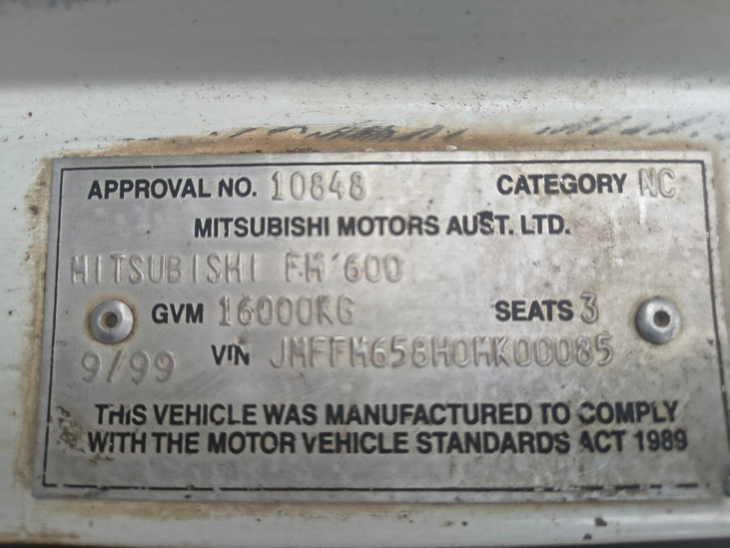 1999 MITSUBISHI FIGHTER FK FK600 5 SP MANUAL TIPPER