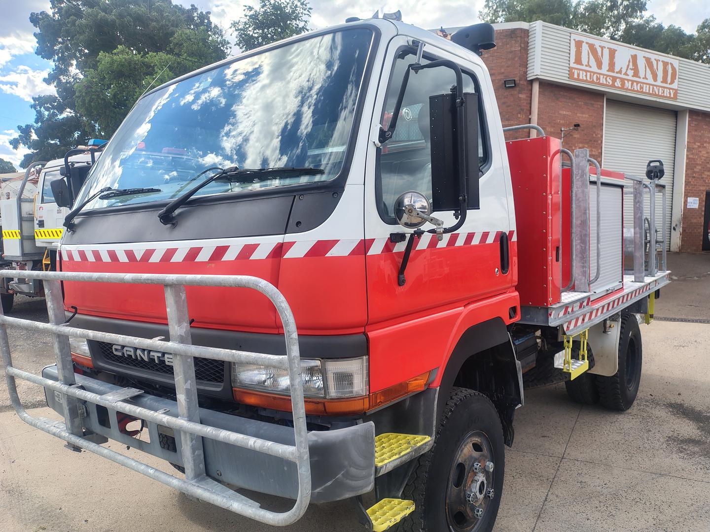 2000 MITSUBISHI CANTER 500 MANUAL TIPPER