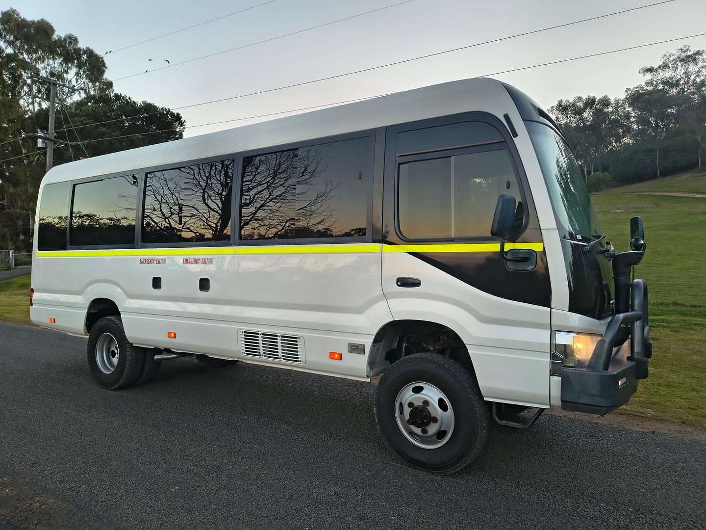 2017 TOYOTA COASTER XZB50R MY15 DELUXE (LWB) 4 SP AUTOMATIC BUS