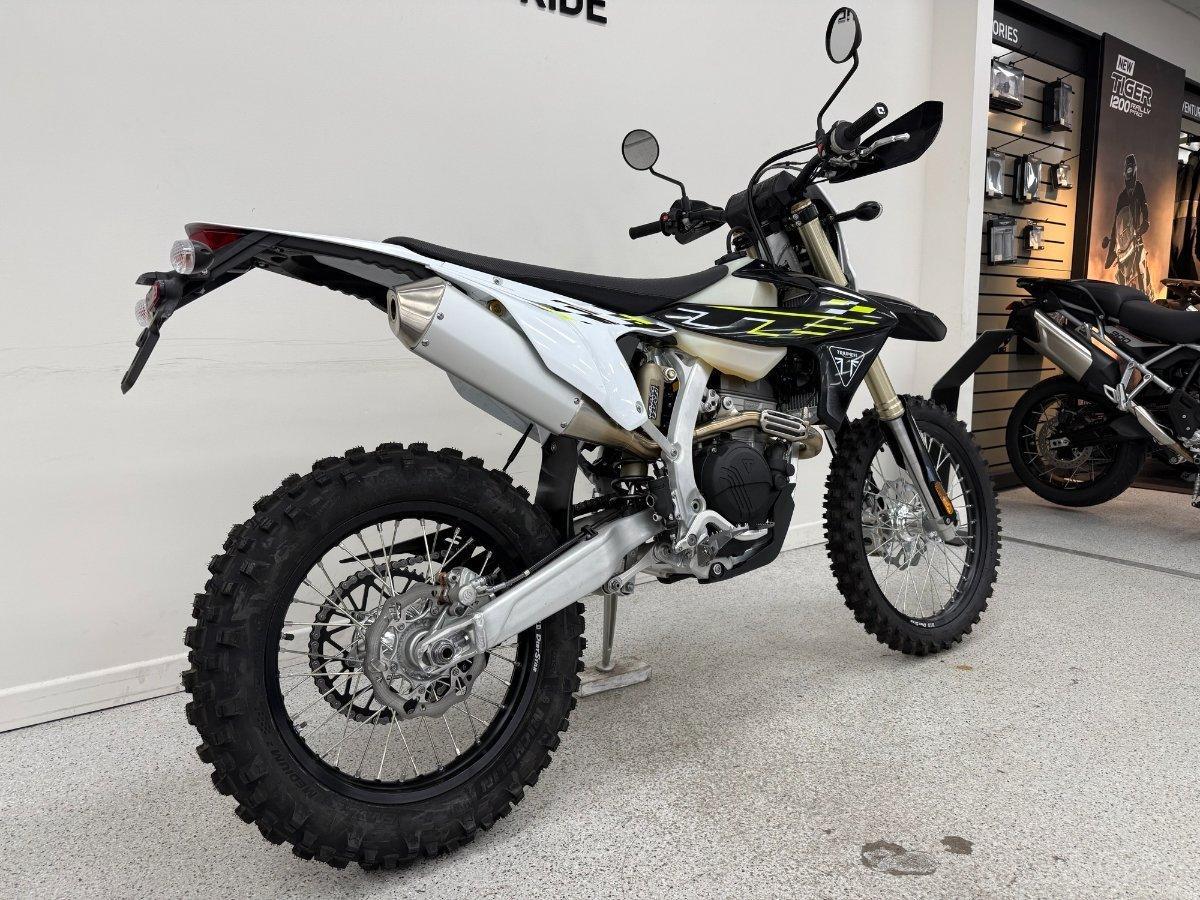 2025 TRIUMPH TF 250-E ENDURO
