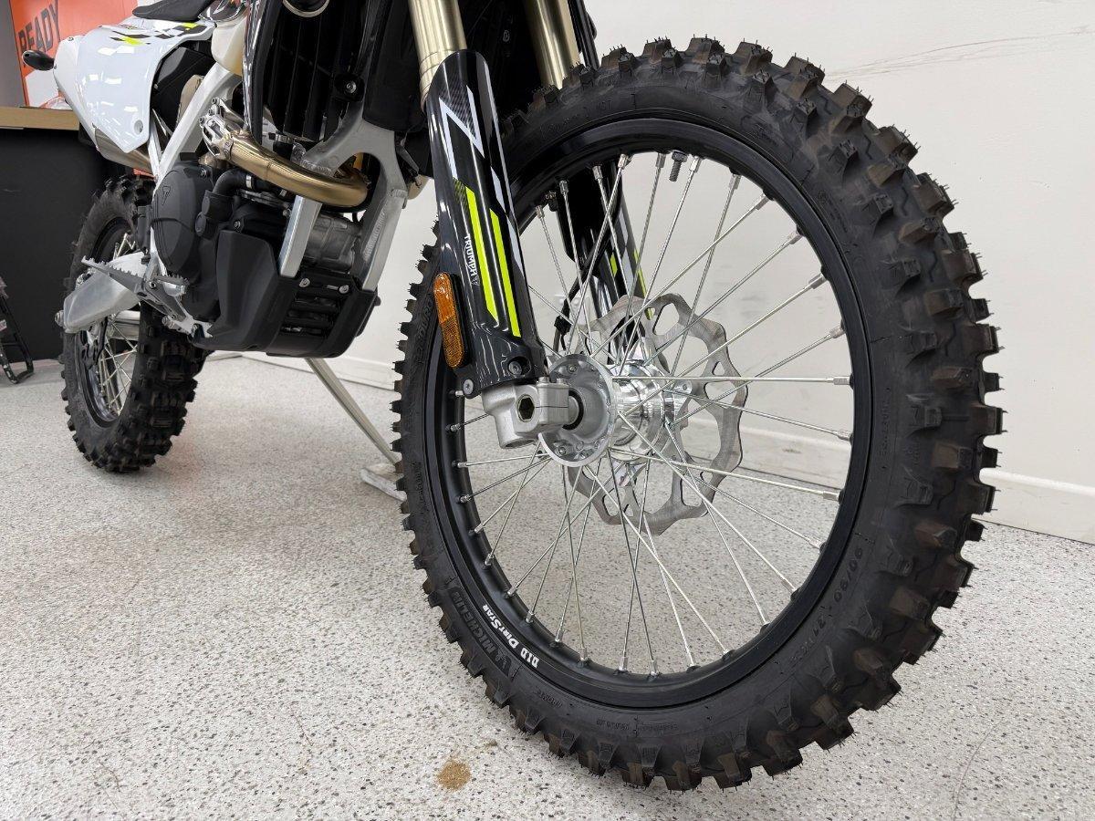 2025 TRIUMPH TF 250-E ENDURO