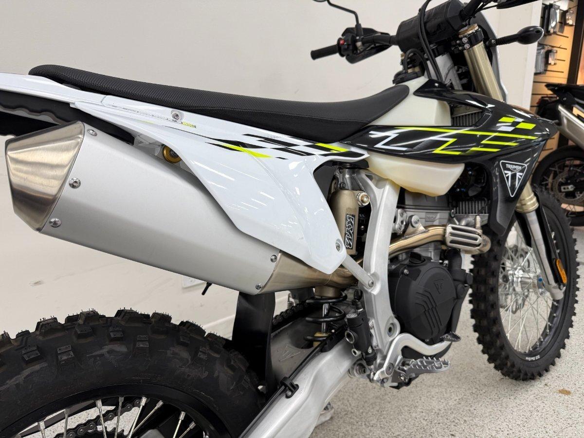 2025 TRIUMPH TF 250-E ENDURO