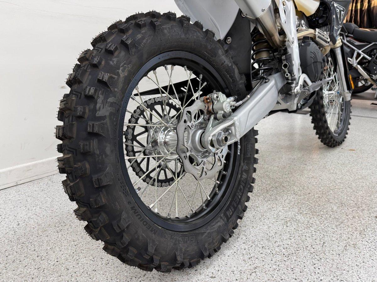 2025 TRIUMPH TF 250-E ENDURO