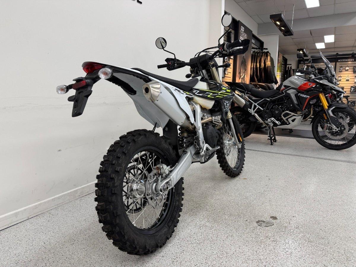 2025 TRIUMPH TF 250-E ENDURO