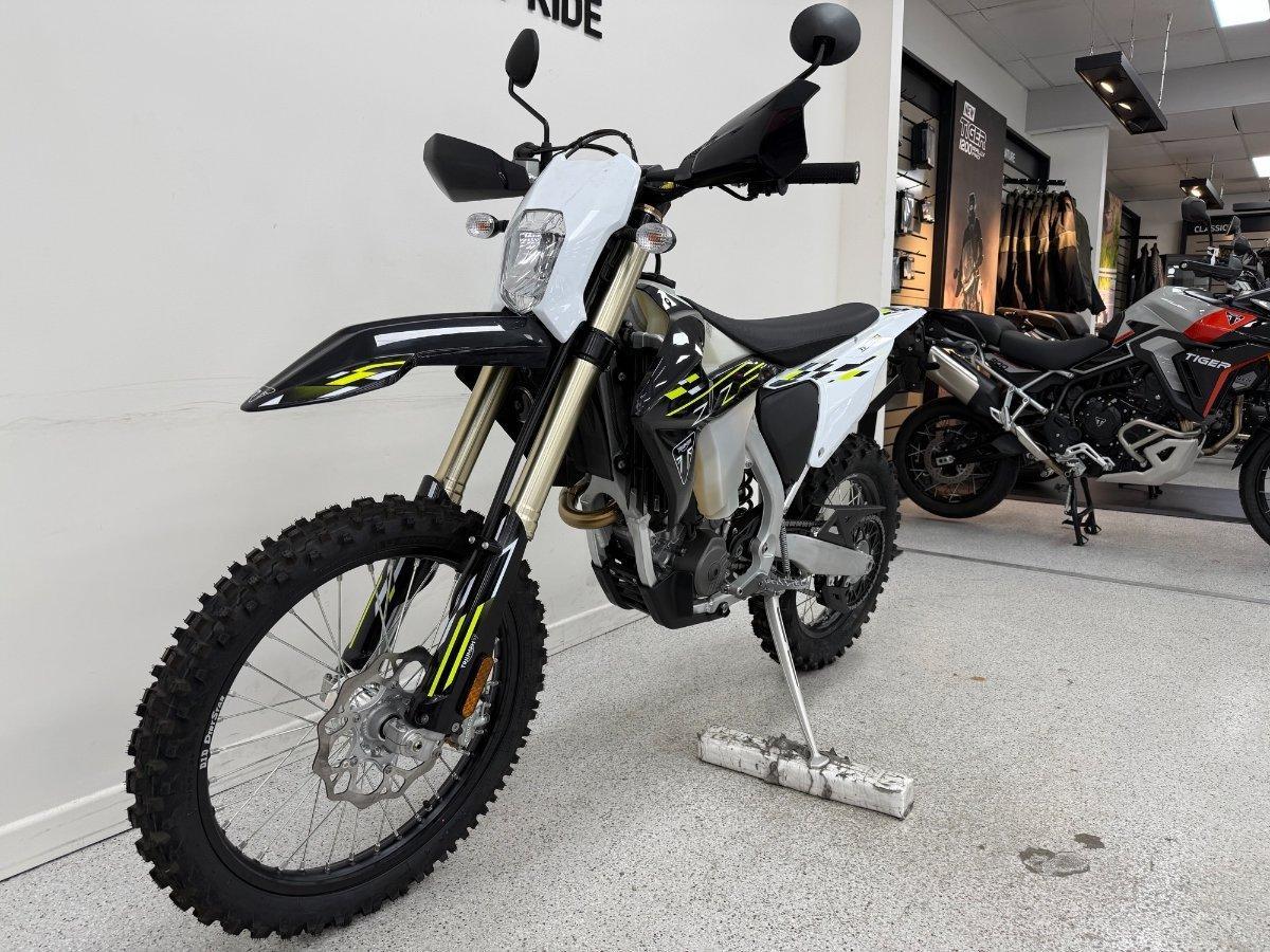 2025 TRIUMPH TF 250-E ENDURO