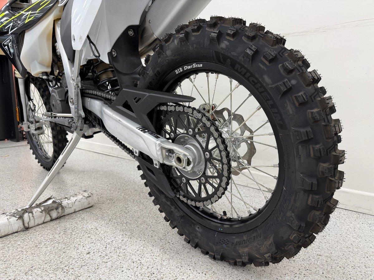 2025 TRIUMPH TF 250-E ENDURO