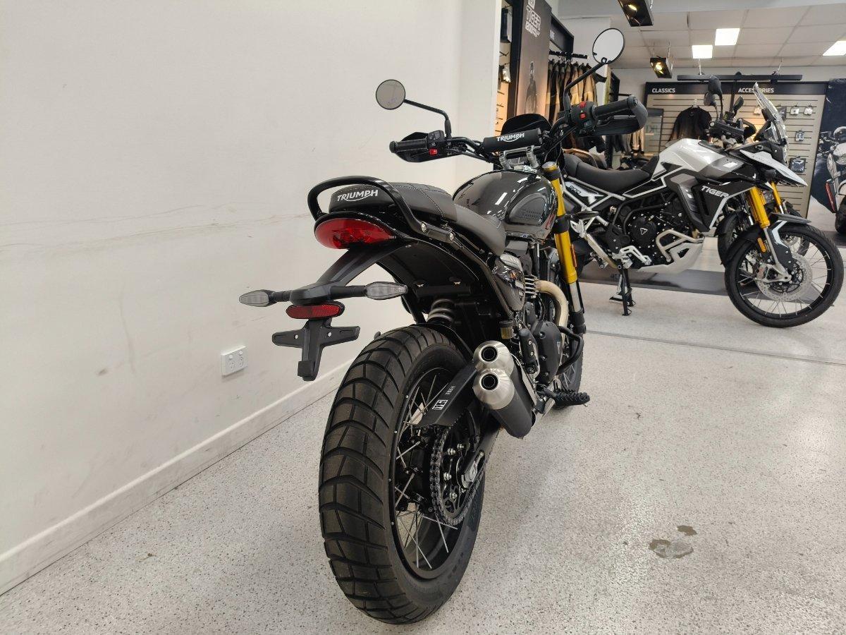 2025 TRIUMPH SCRAMBLER 400 XC ROAD