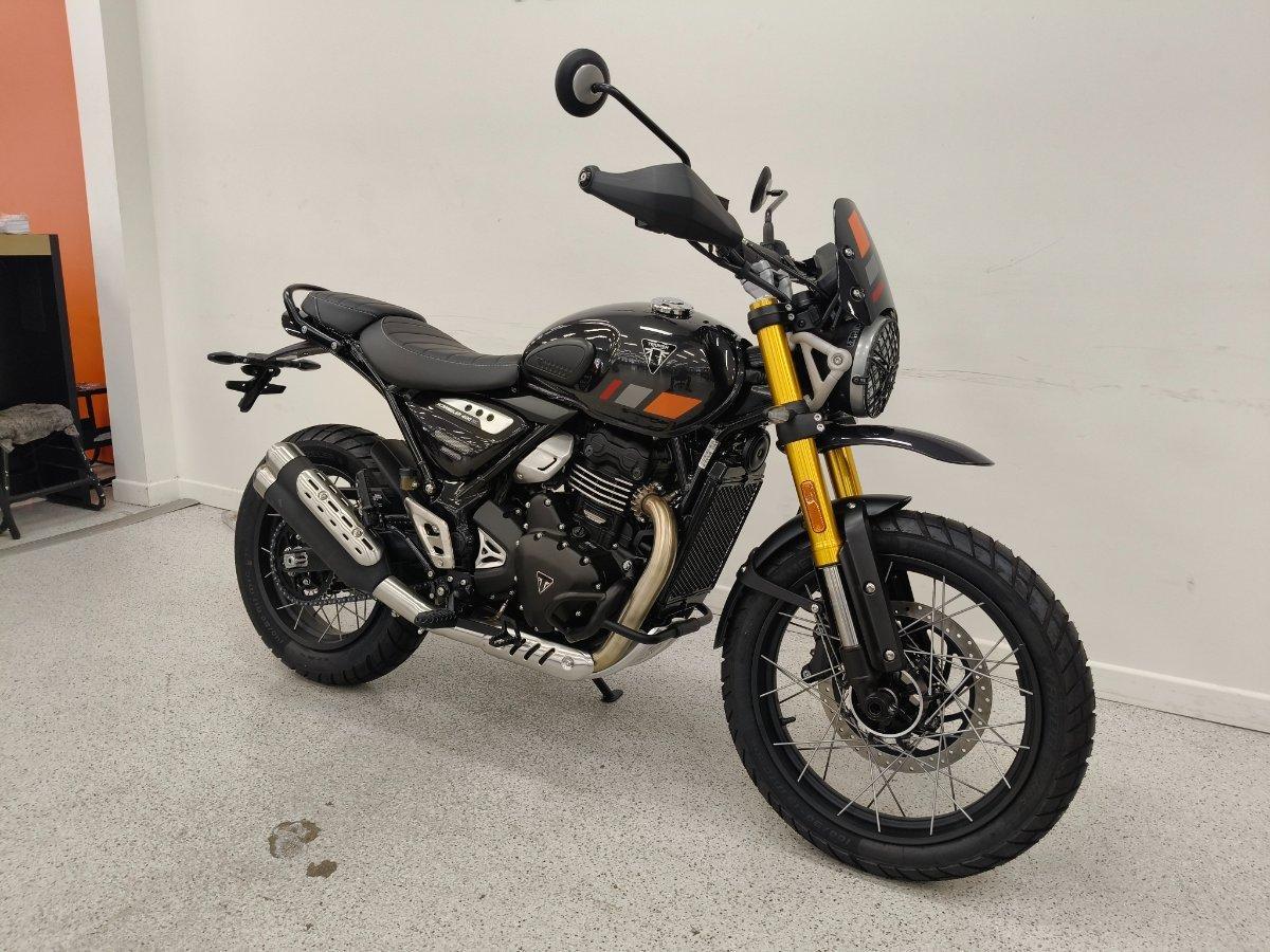 2025 TRIUMPH SCRAMBLER 400 XC ROAD
