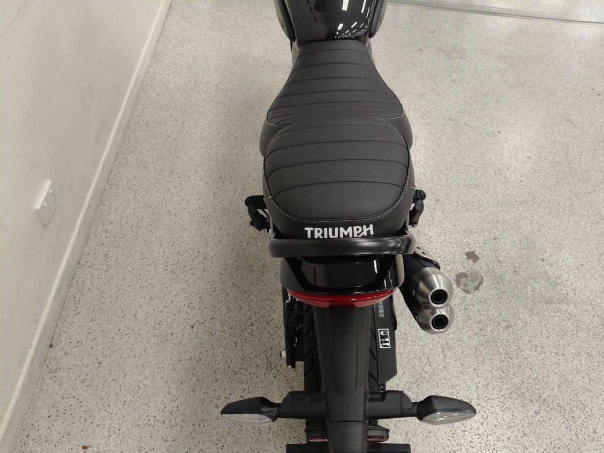 2025 TRIUMPH SCRAMBLER 400 XC ROAD