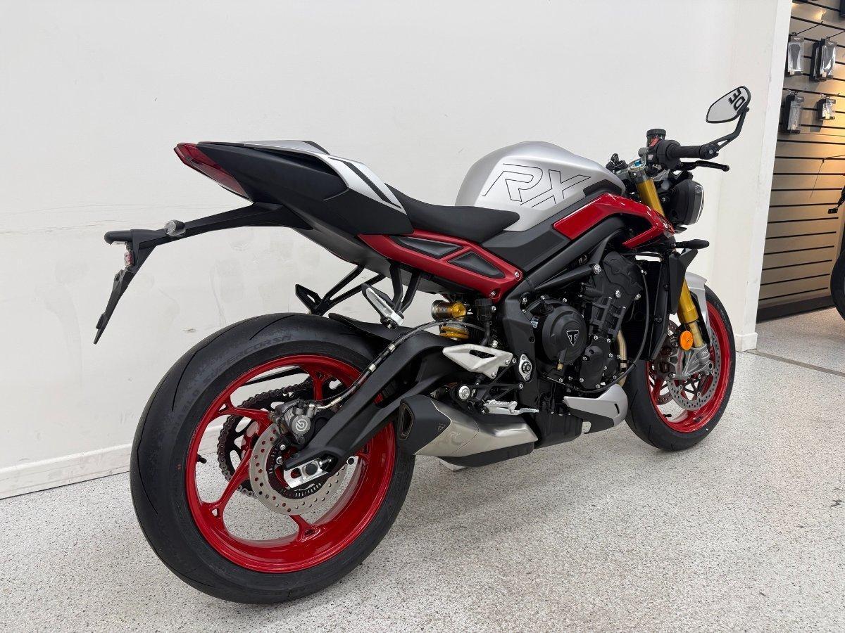 2025 TRIUMPH STREET TRIPLE RX SPORTS