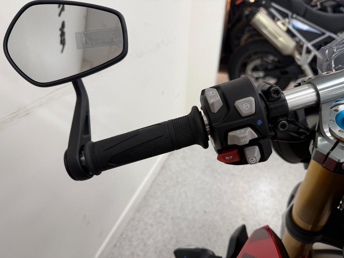 2025 TRIUMPH STREET TRIPLE RX SPORTS