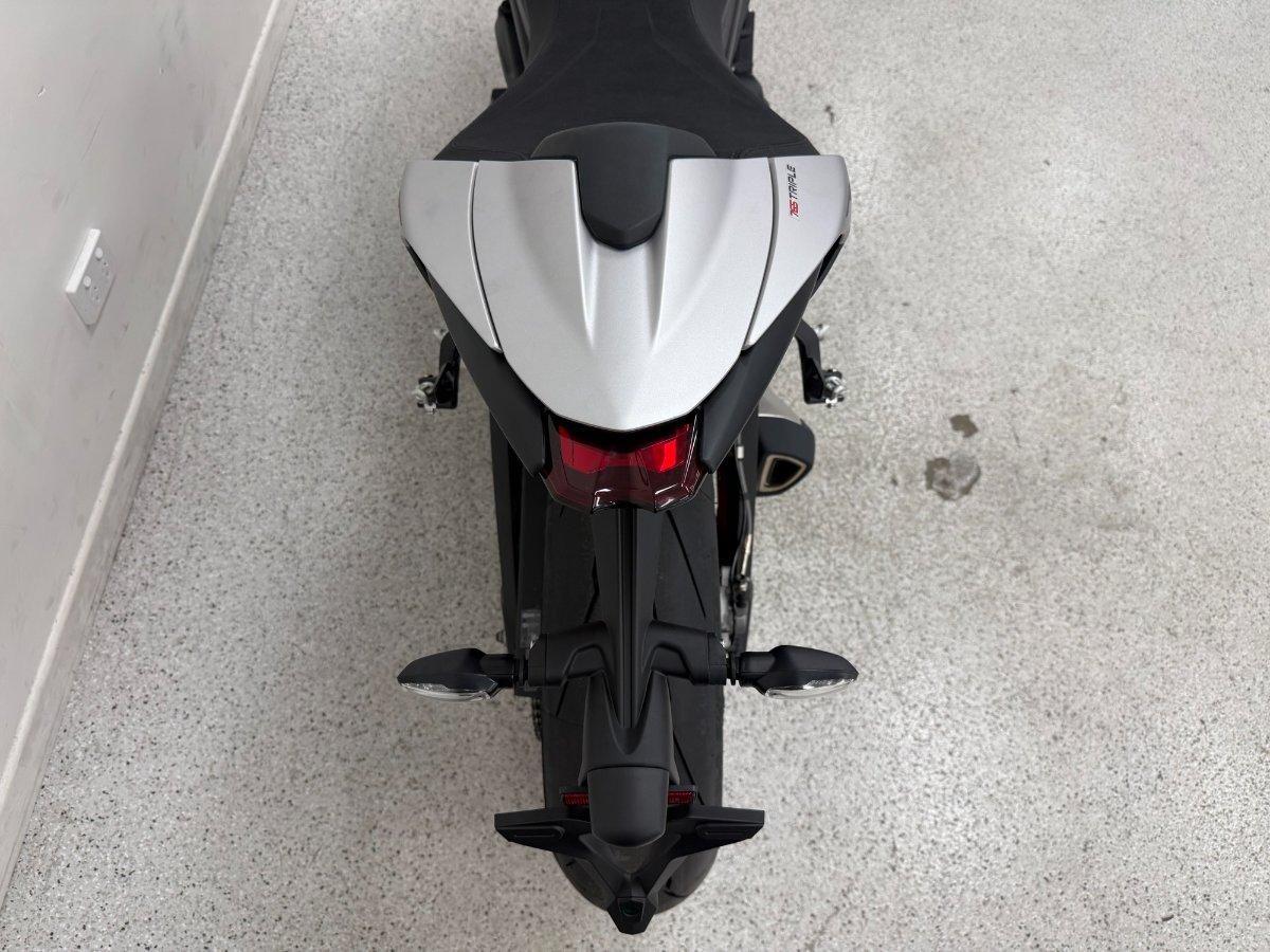 2025 TRIUMPH STREET TRIPLE RX SPORTS