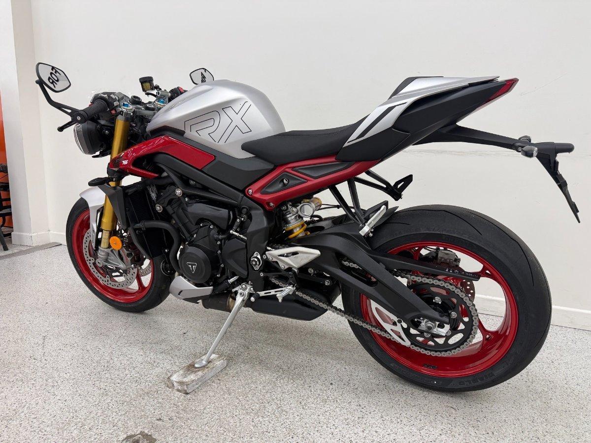 2025 TRIUMPH STREET TRIPLE RX SPORTS