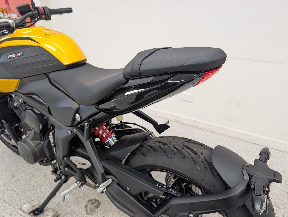 2026 TRIUMPH TRIDENT 660 (LAMS) ROAD