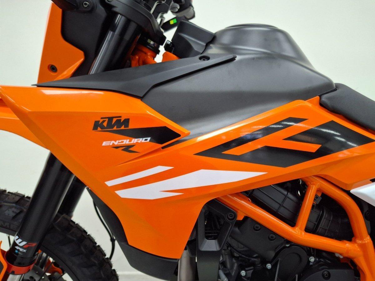 2025 KTM 390 ENDURO R DUAL SPORTS