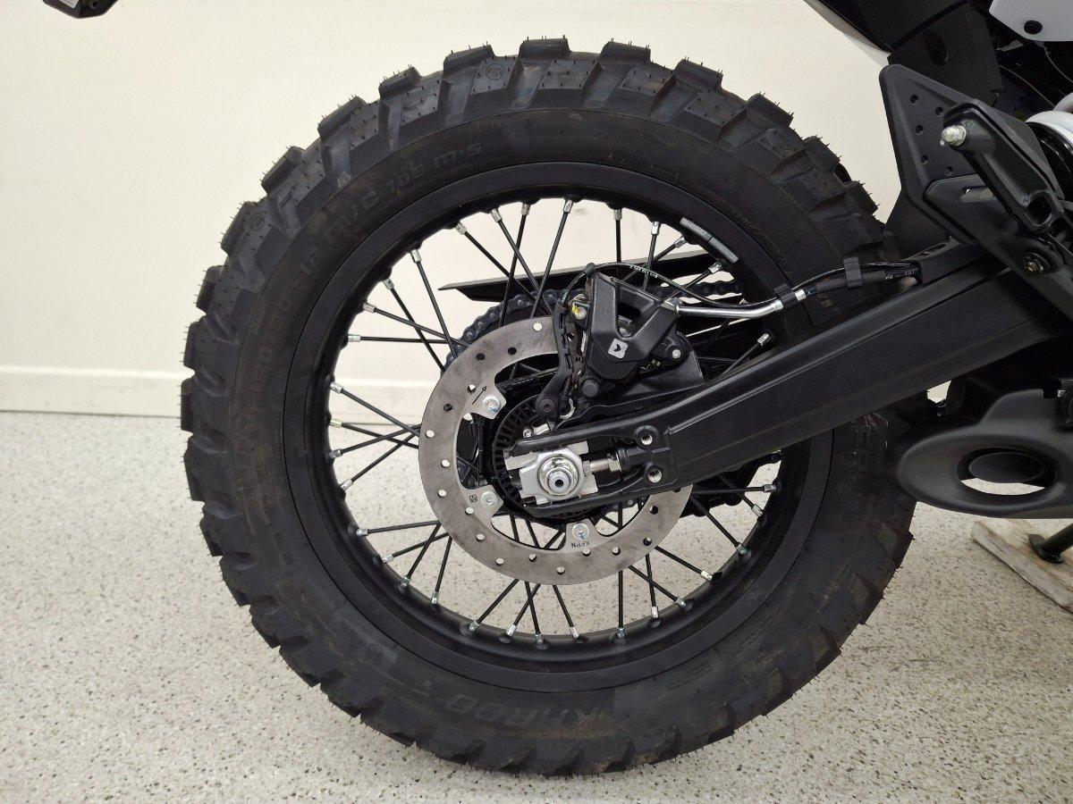 2025 KTM 390 ENDURO R DUAL SPORTS