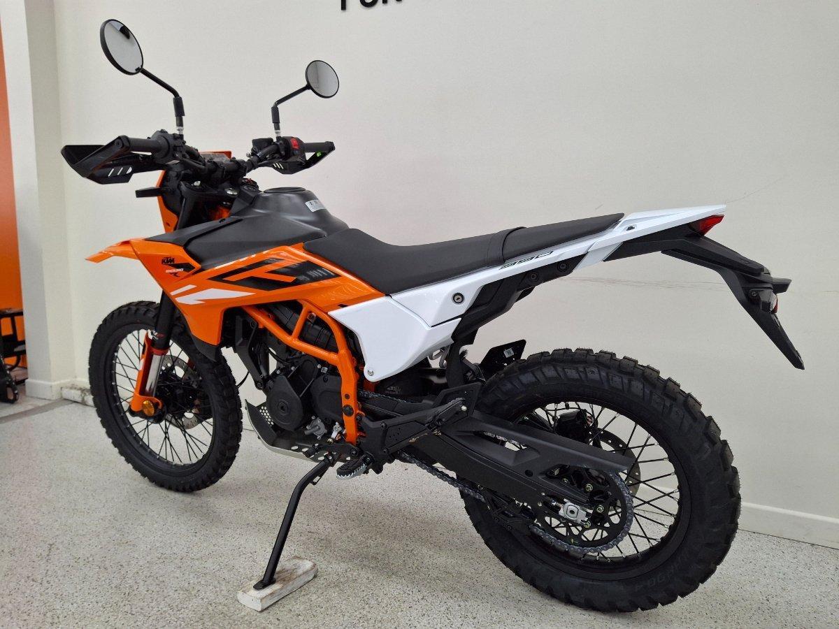 2025 KTM 390 ENDURO R DUAL SPORTS