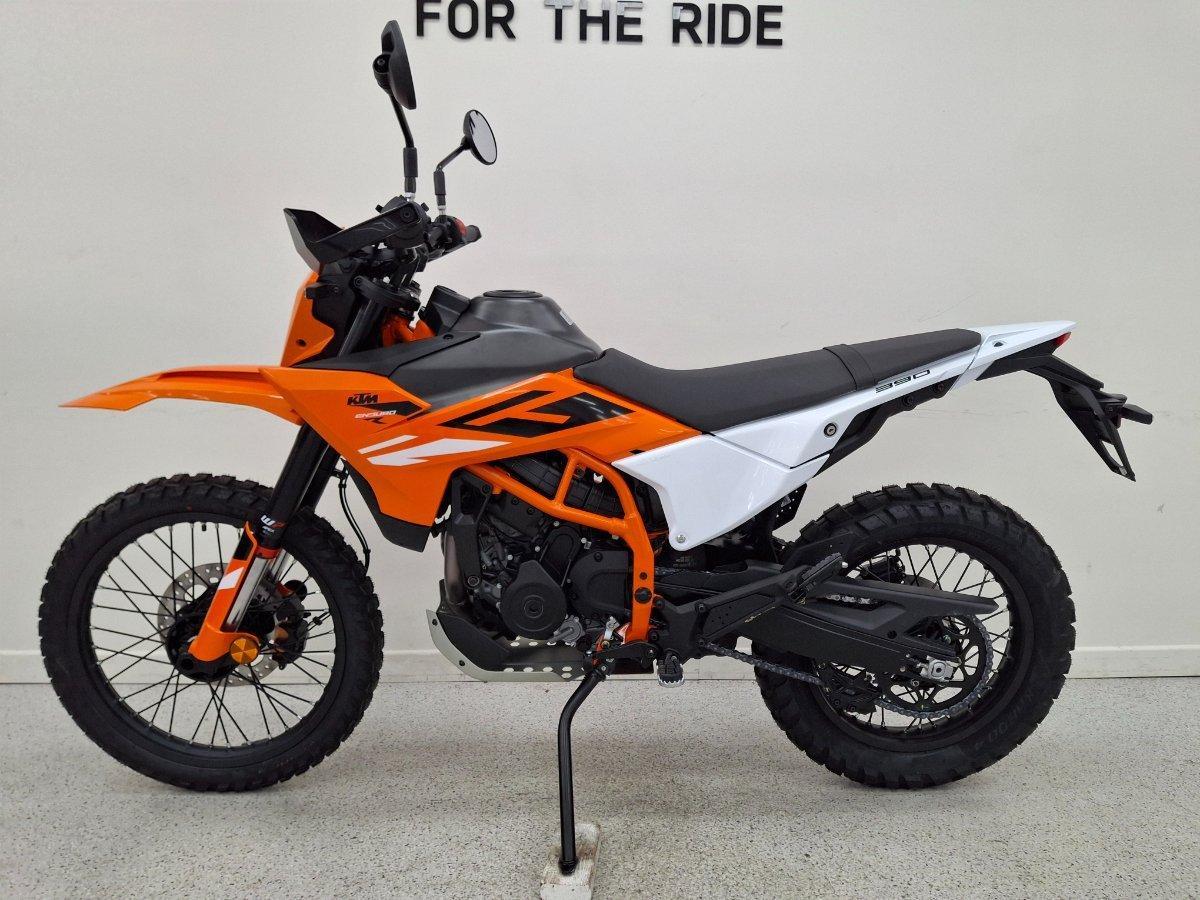 2025 KTM 390 ENDURO R DUAL SPORTS
