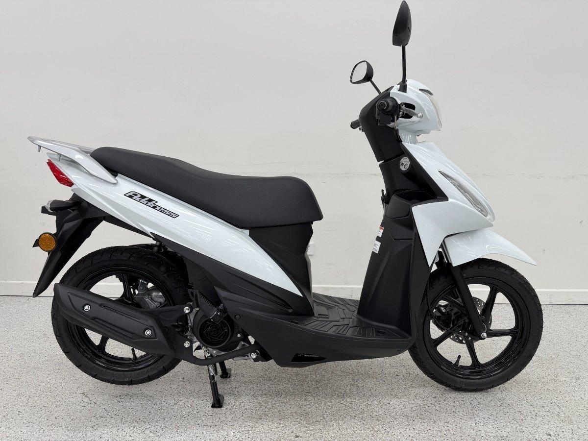 2025 SUZUKI ADDRESS (UK110NE) SCOOTER