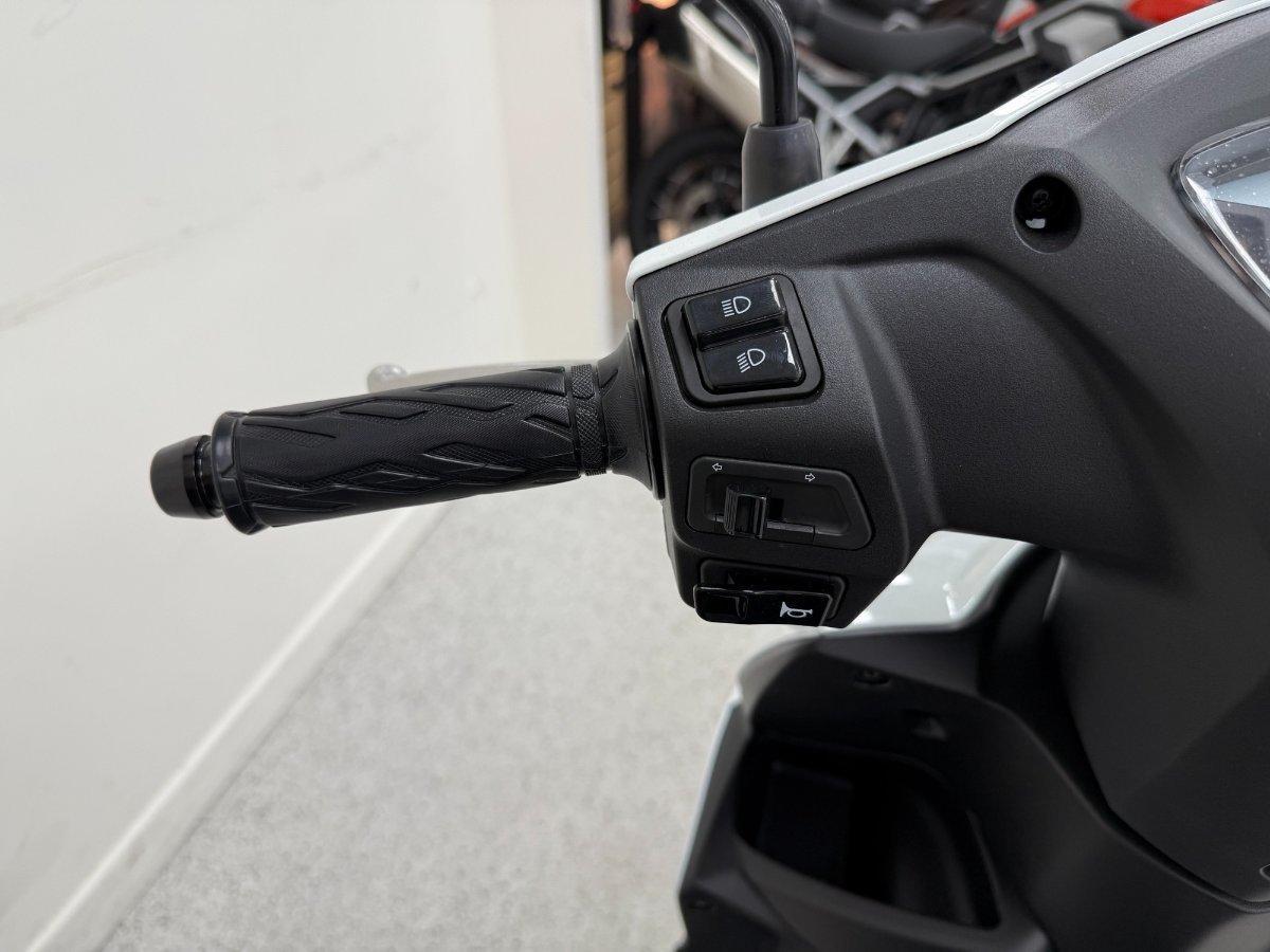 2025 SUZUKI ADDRESS (UK110NE) SCOOTER