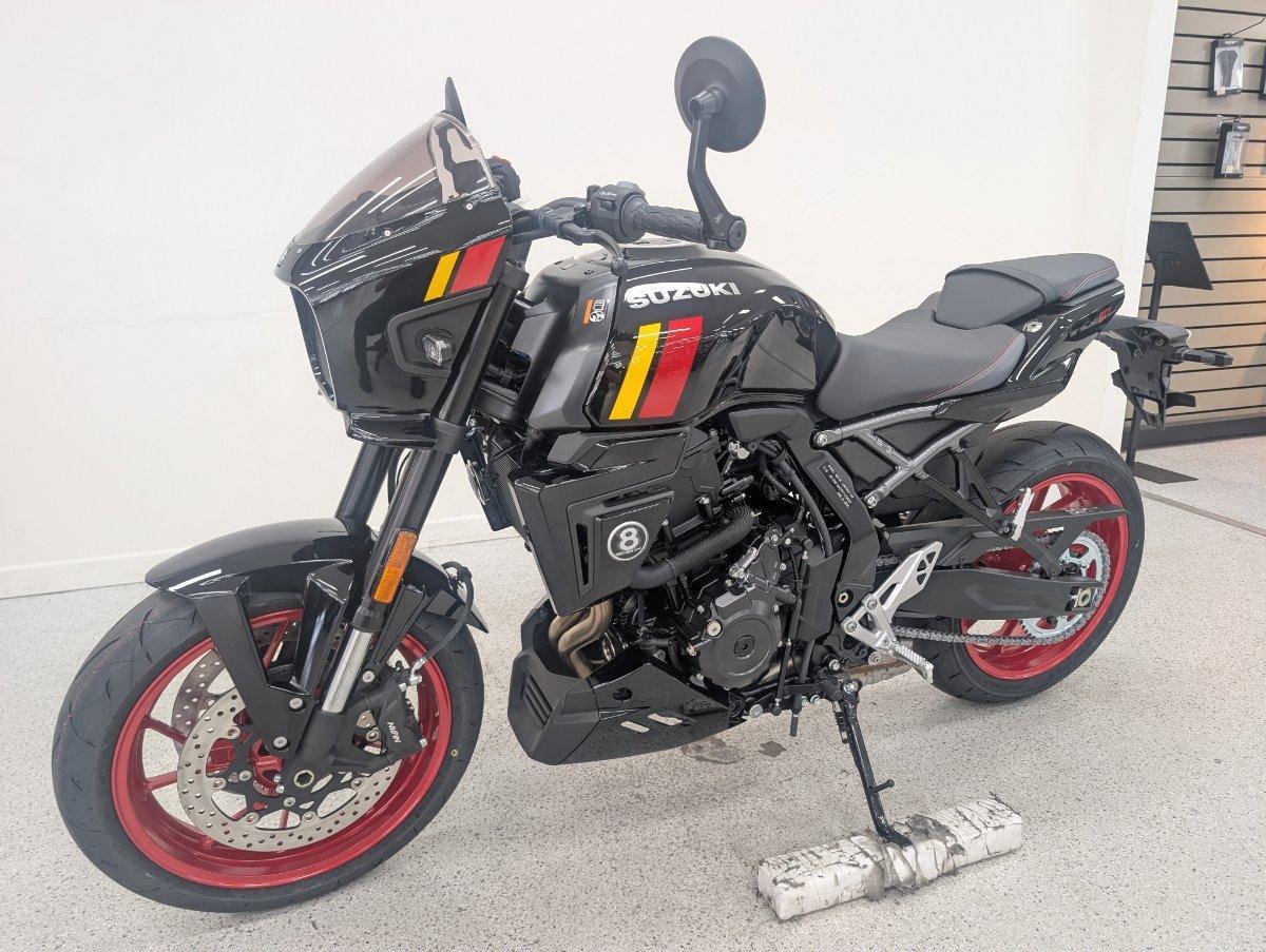 2025 SUZUKI GSX-8TT ROAD