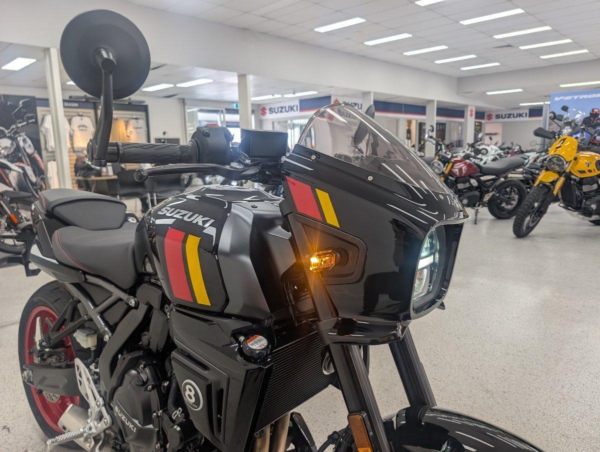 2025 SUZUKI GSX-8TT ROAD