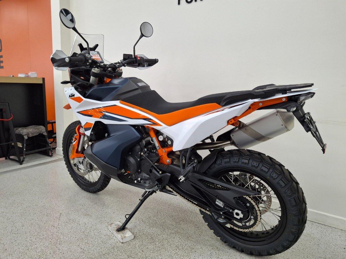 2024 KTM 890 ADVENTURE R DUAL SPORTS