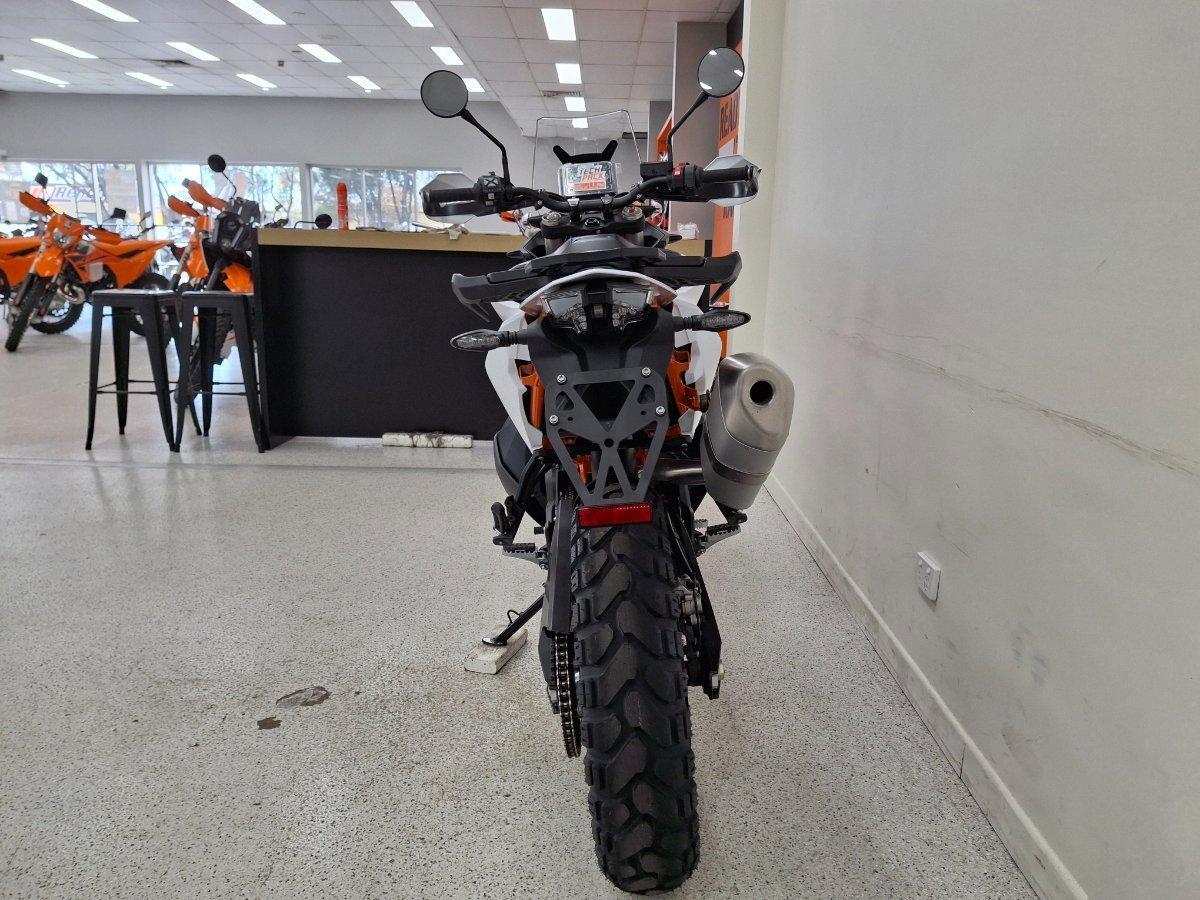 2024 KTM 890 ADVENTURE R DUAL SPORTS