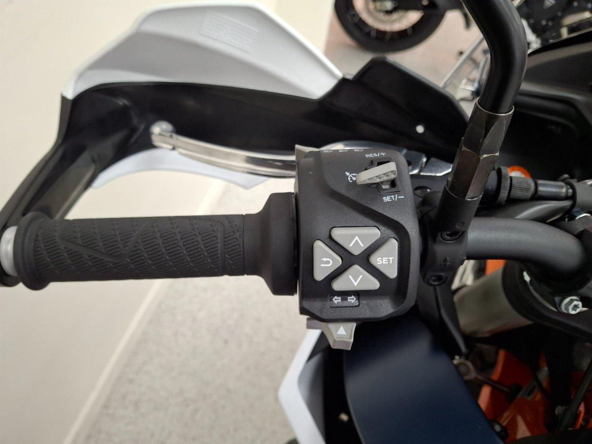 2024 KTM 890 ADVENTURE R DUAL SPORTS