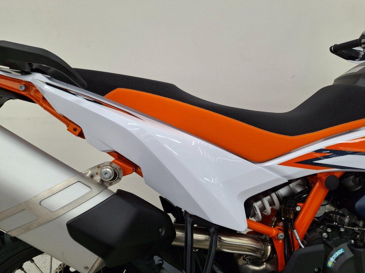 2024 KTM 890 ADVENTURE R DUAL SPORTS