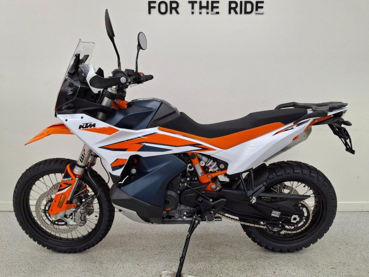 2024 KTM 890 ADVENTURE R DUAL SPORTS