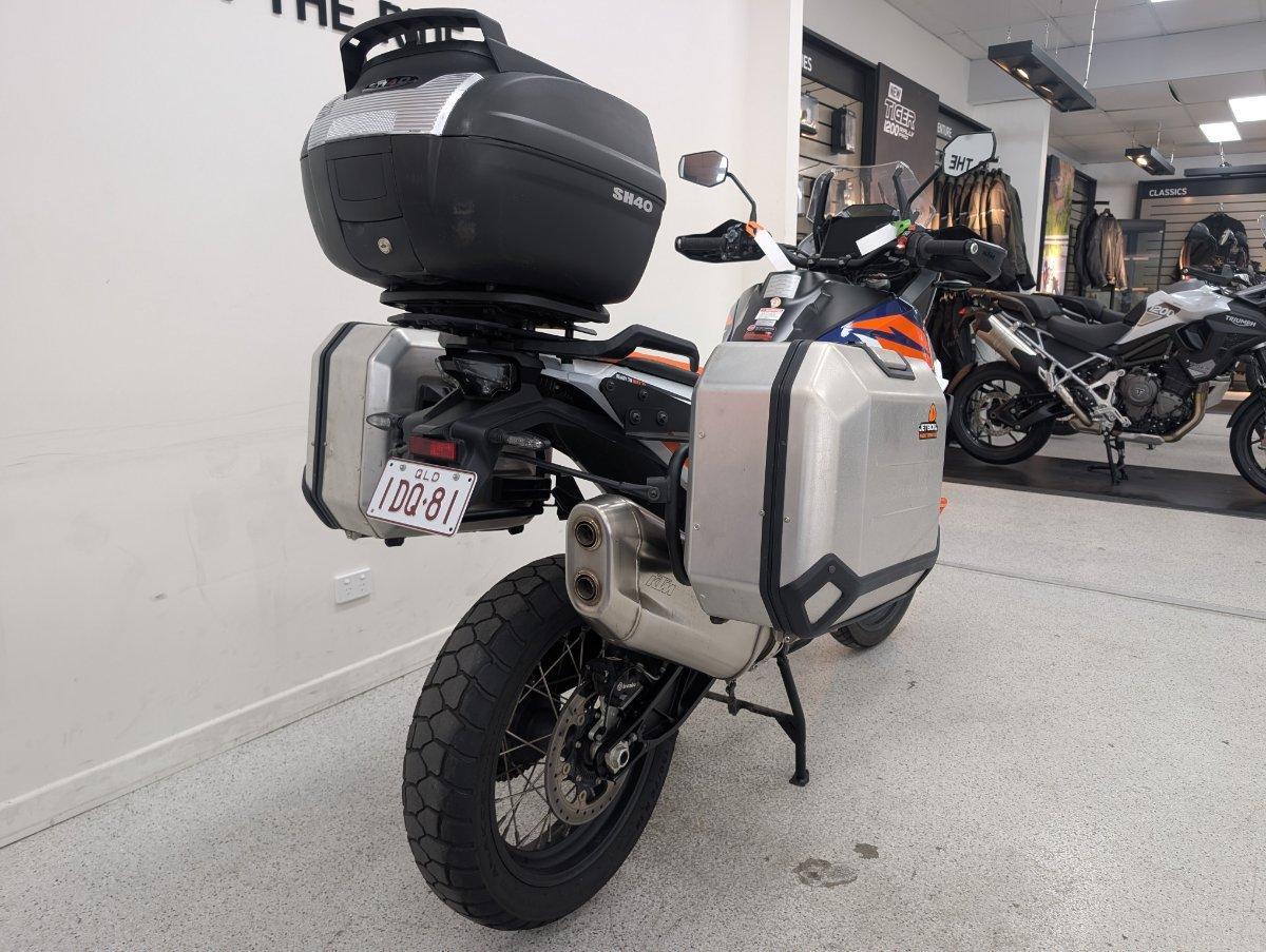 2021 KTM SUPER ADVENTURE R DUAL SPORTS