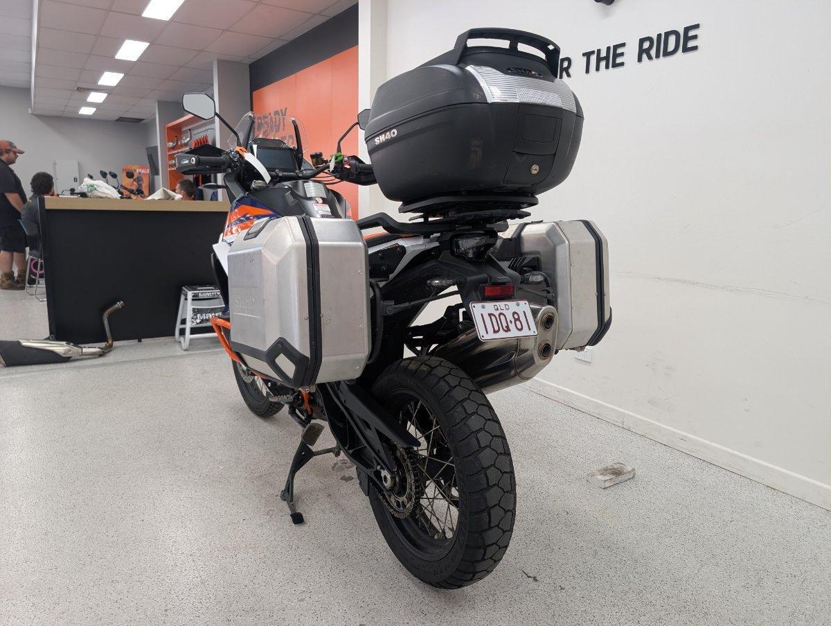 2021 KTM SUPER ADVENTURE R DUAL SPORTS