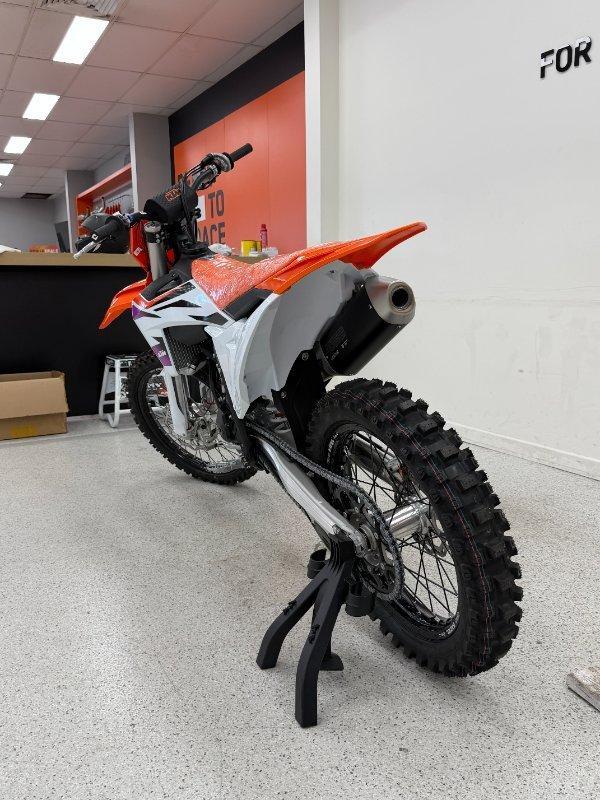 2024 KTM 350 SX-F MOTOCROSS
