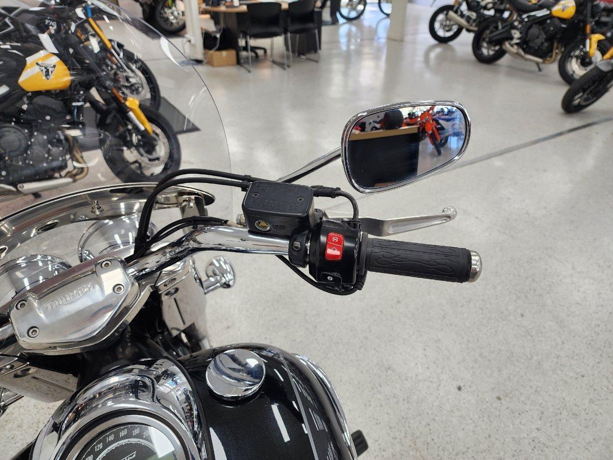 2014 TRIUMPH THUNDERBIRD COMMANDER CRUISER